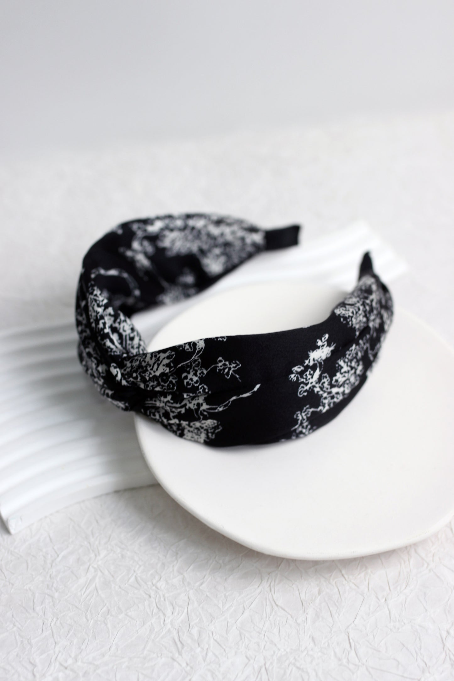 A2409NQ85498 - Twisted Knot Fabric Headband Set