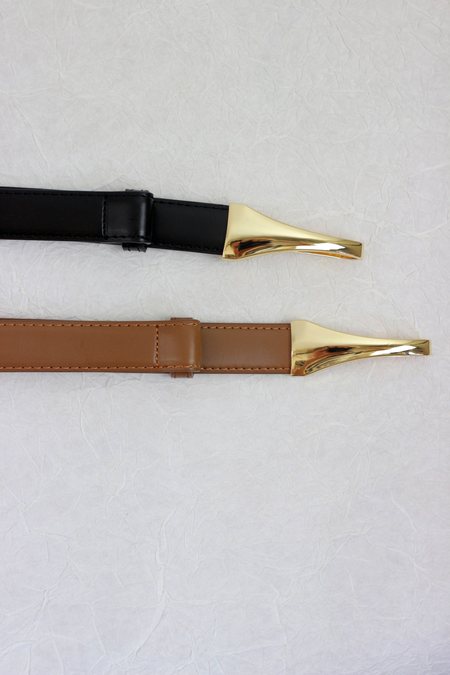 A2410DJN77988 - Classic Leather Belt with Gold Buckle