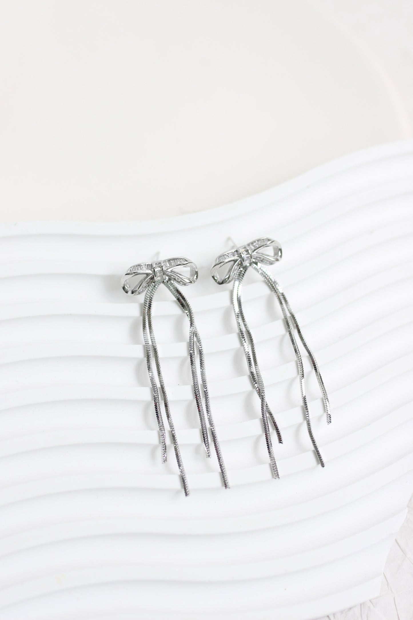 A2410HY33197 - Elegant Bow Knot Dangle Earrings