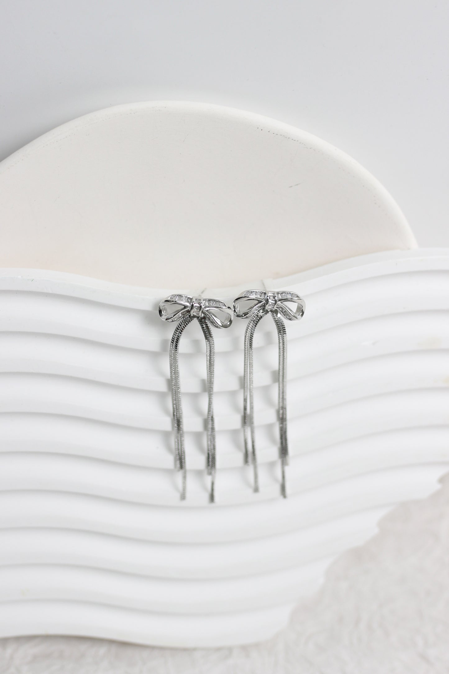 A2410HY33197 - Elegant Bow Knot Dangle Earrings