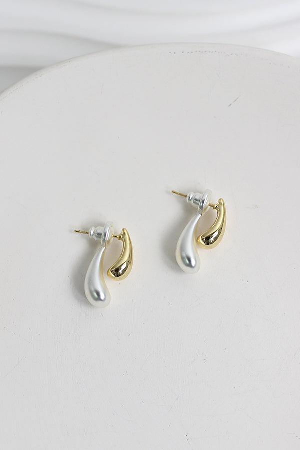 A2410LRDZ63908 - Dual Teardrop Pearl and Metal Earrings
