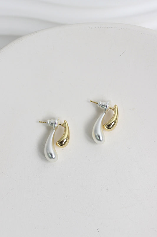 A2410LRDZ63908 - Dual Teardrop Pearl and Metal Earrings