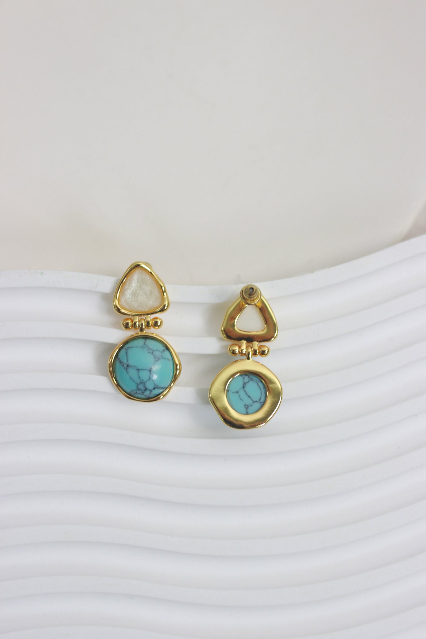 A2410ZM47840 - Turquoise and Textured Stone Drop Earrings