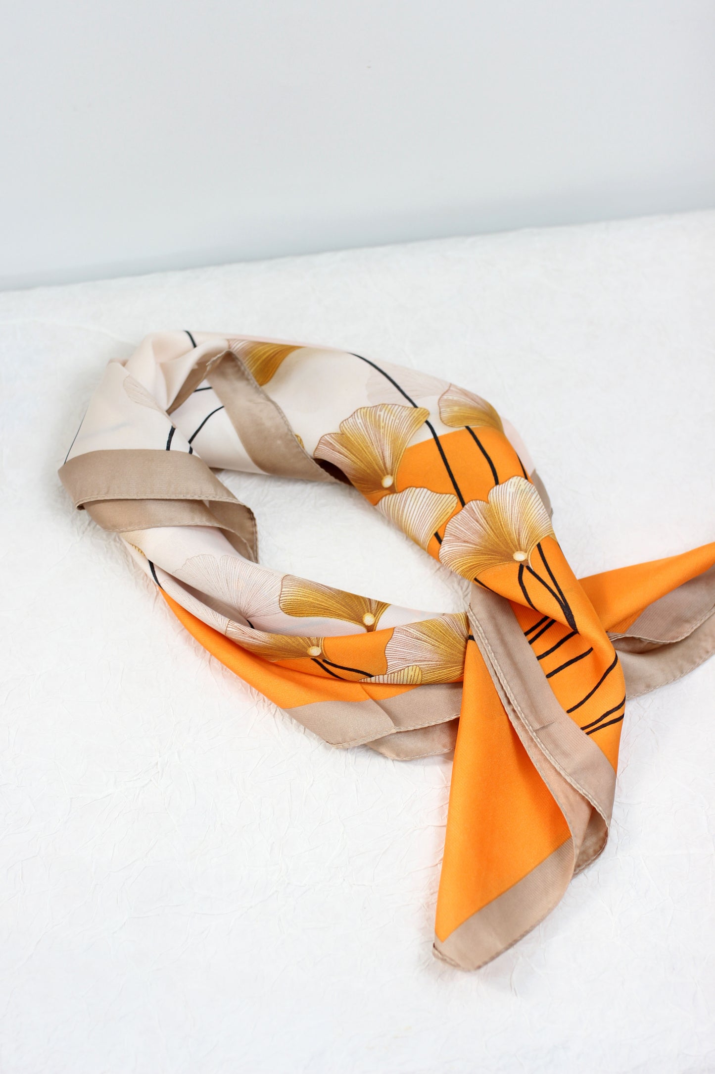 A2412BR82399 - Elegant Floral Printed Scarf