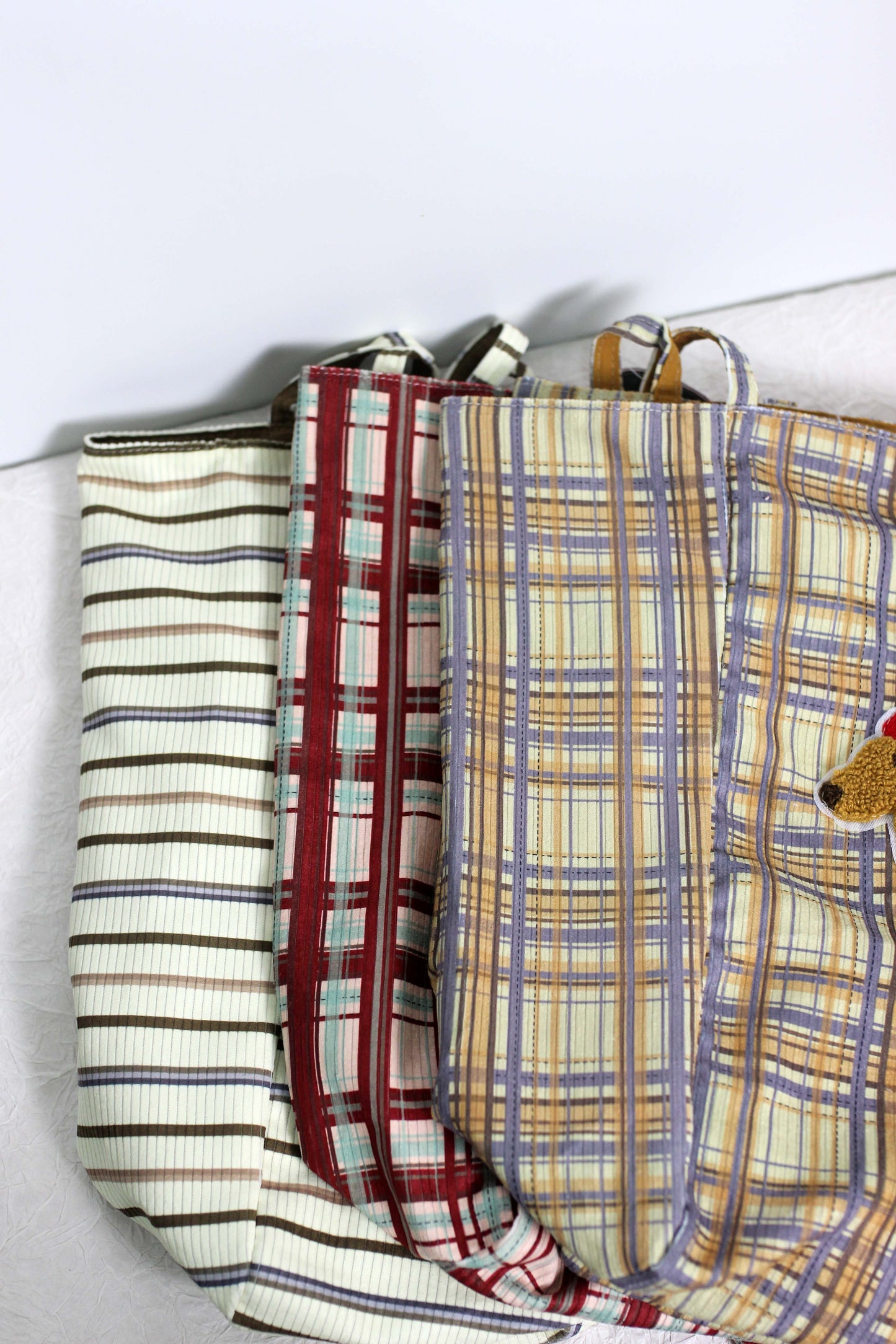 A2412BW10085 - Reversible Plaid Tote Bag with Dog Embroidery