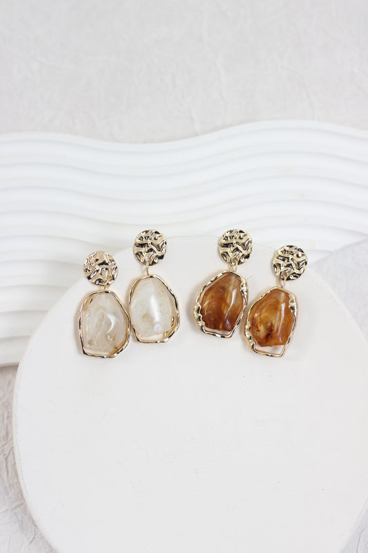A2412LS98598 - Gold-Plated Abstract Resin Drop Earrings