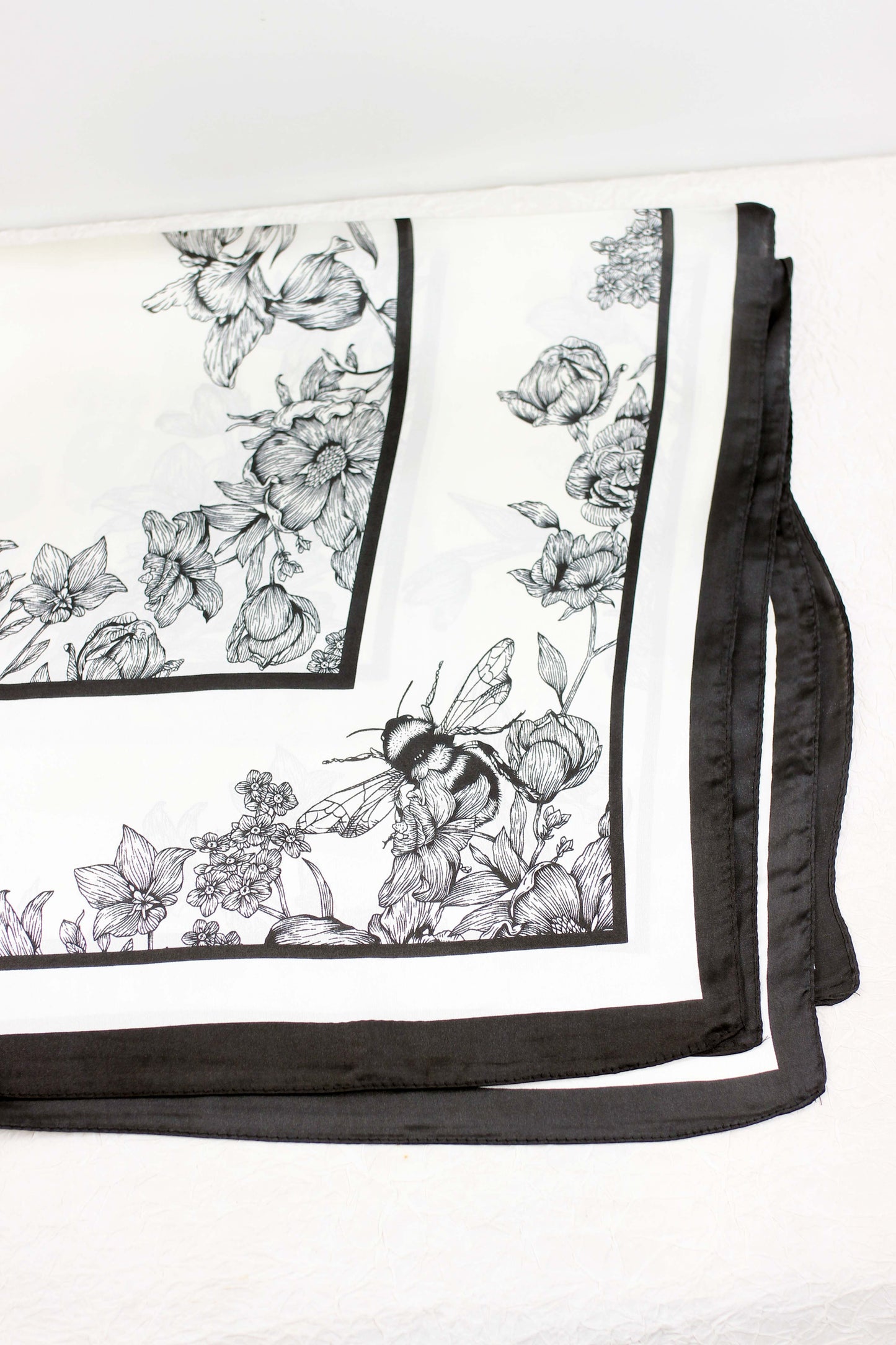 A2412WY13852 - Elegant Floral Print Silk-Like Scarf