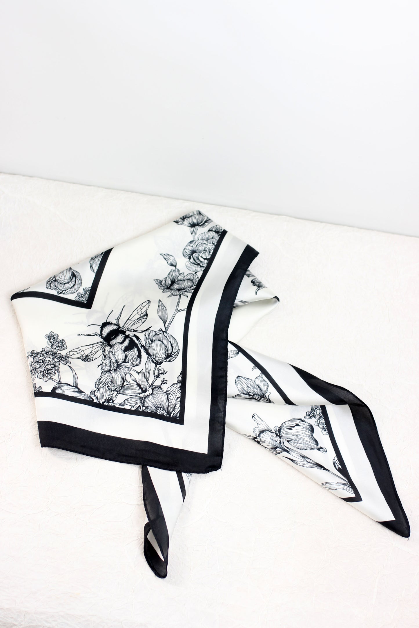 A2412WY13852 - Elegant Floral Print Silk-Like Scarf