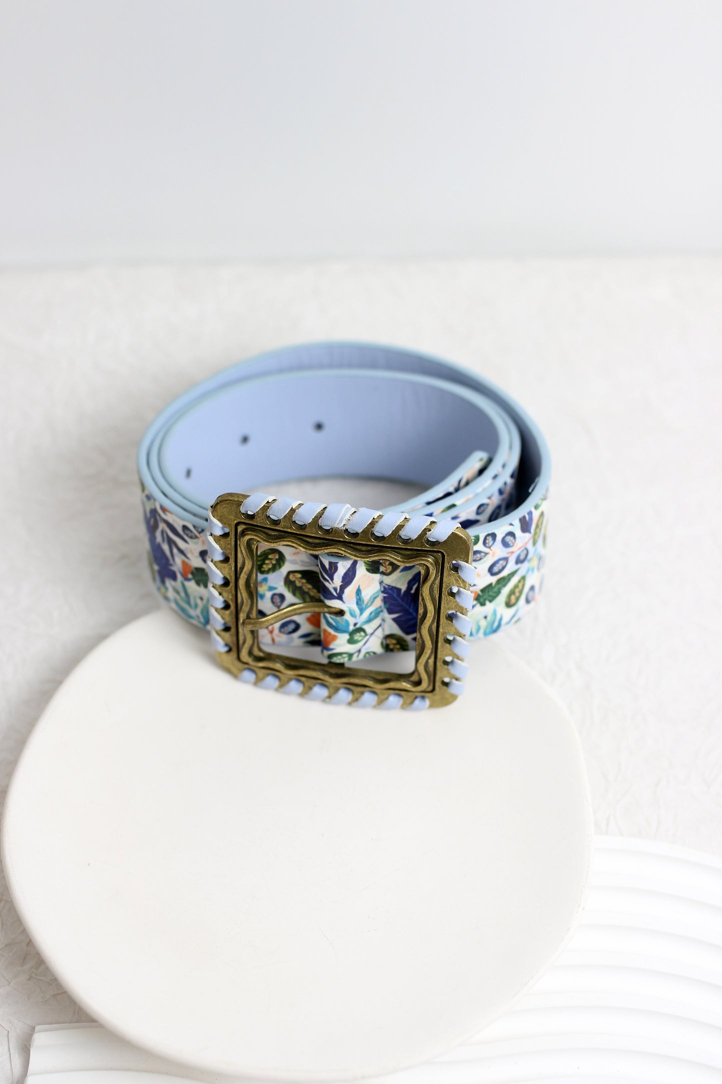 A2501DHS19978 - Vintage Floral Wide Belt with Embossed Buckle