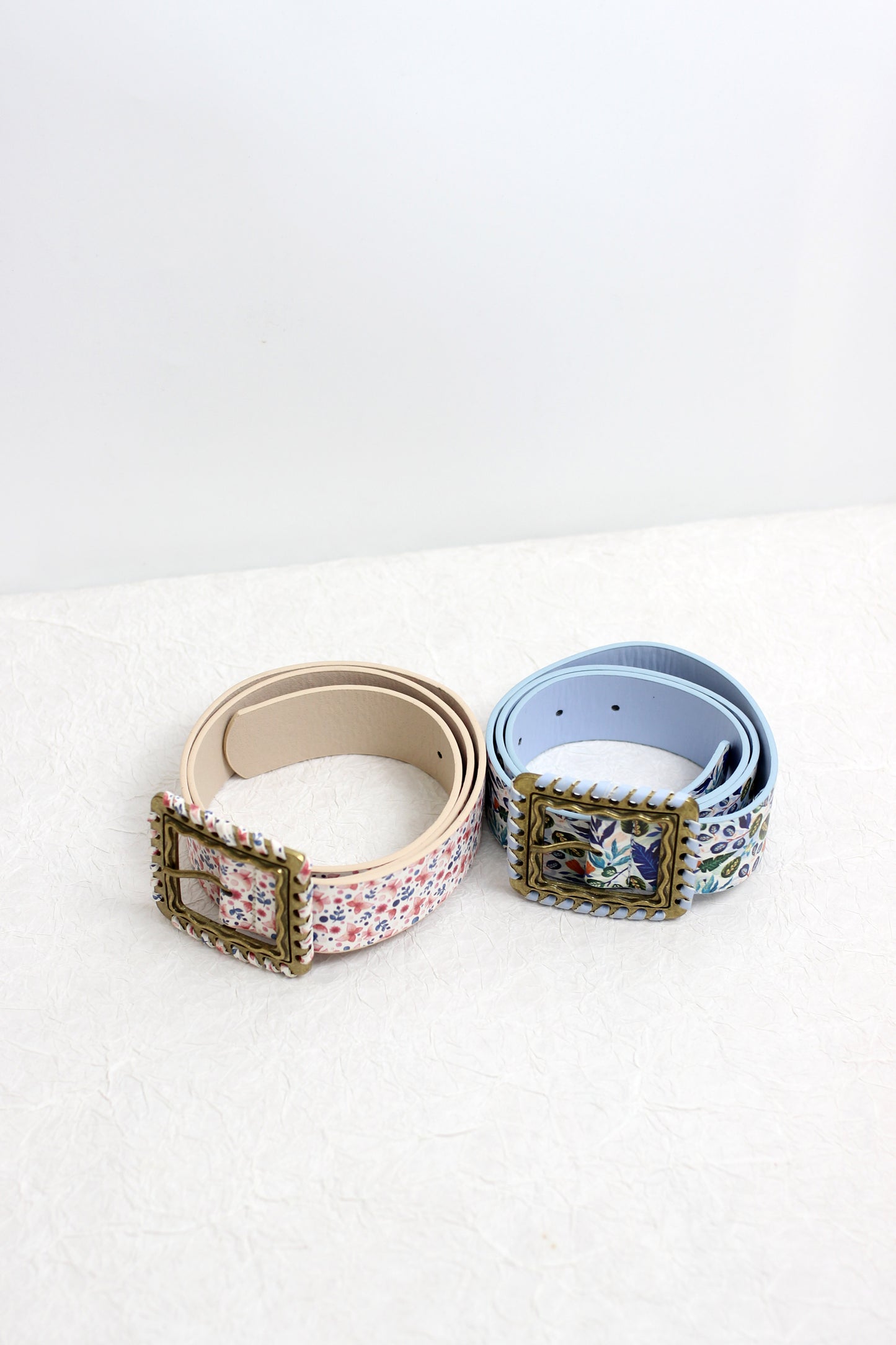 A2501DHS19978 - Vintage Floral Wide Belt with Embossed Buckle