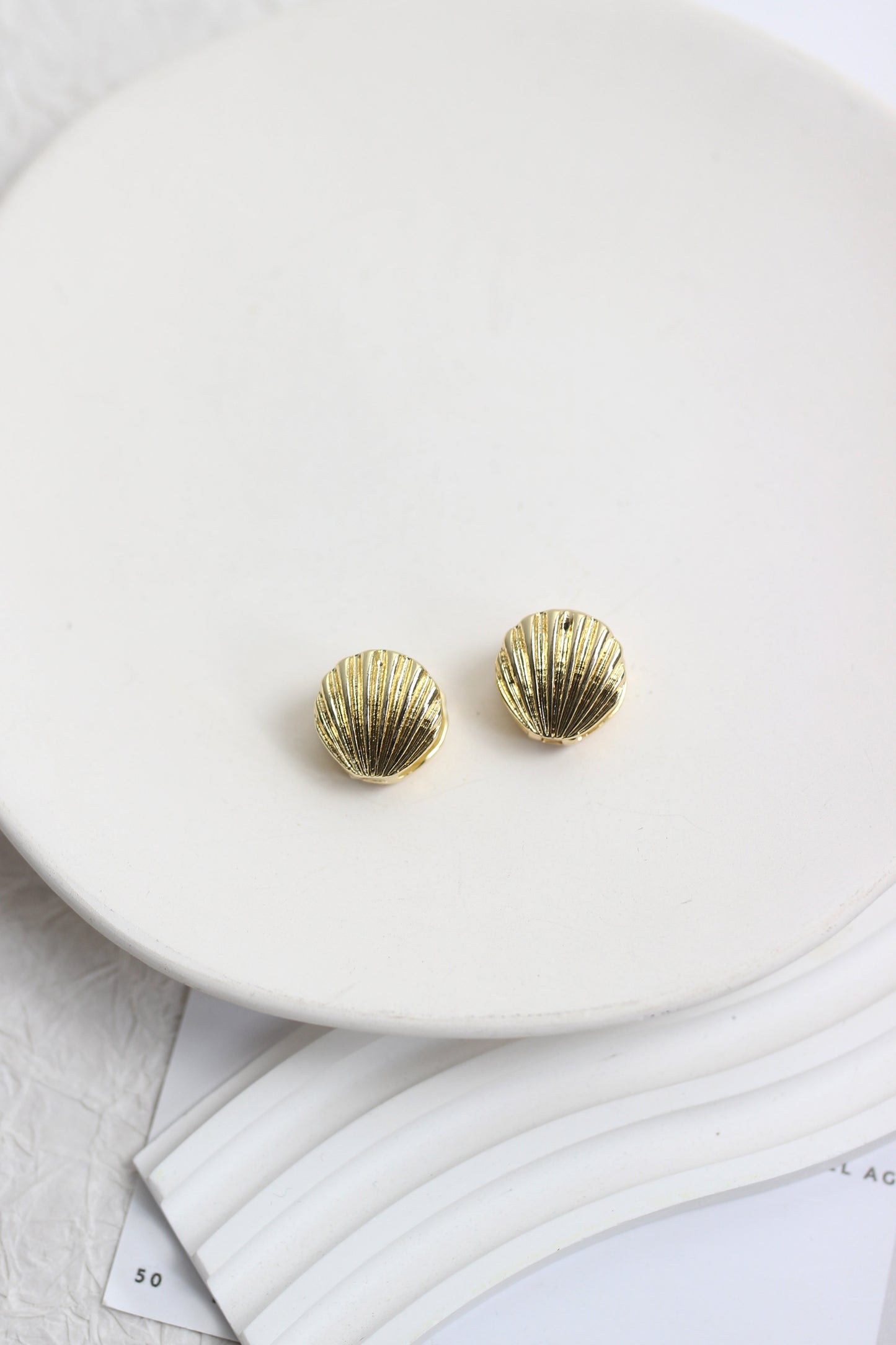 A2502JJ56786 - Gold Shell Locket Stud Earrings