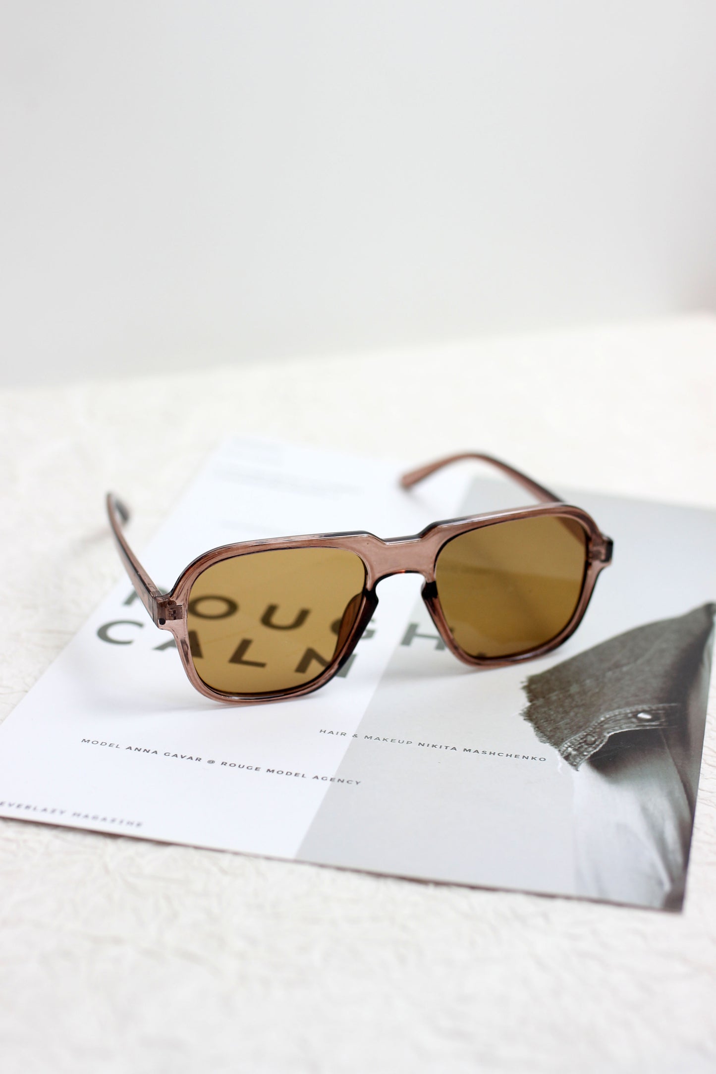 A2502MN72316 - Retro Square Frame Sunglasses