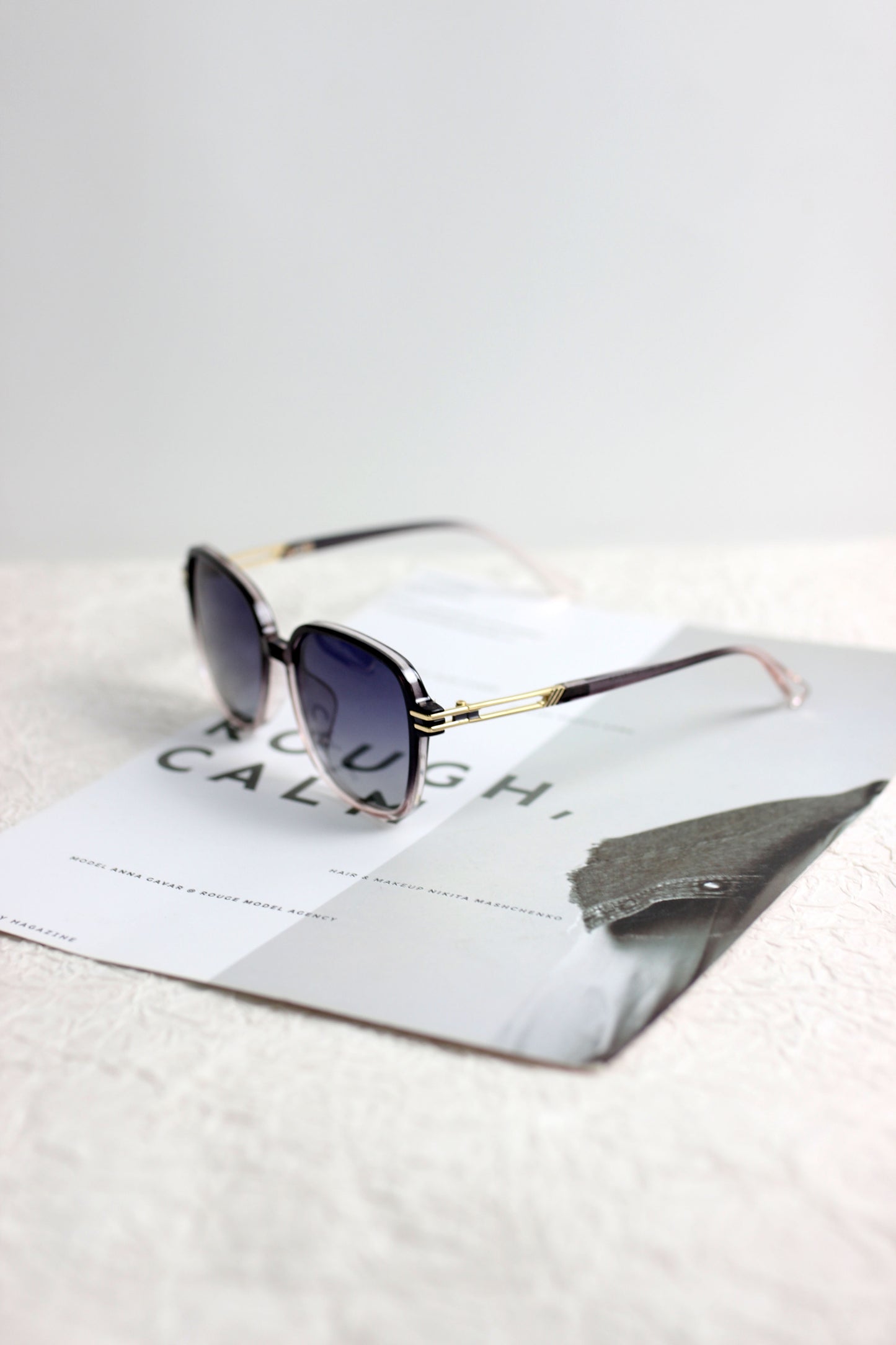 A2503GY37812 - Retro Square Frame Sunglasses