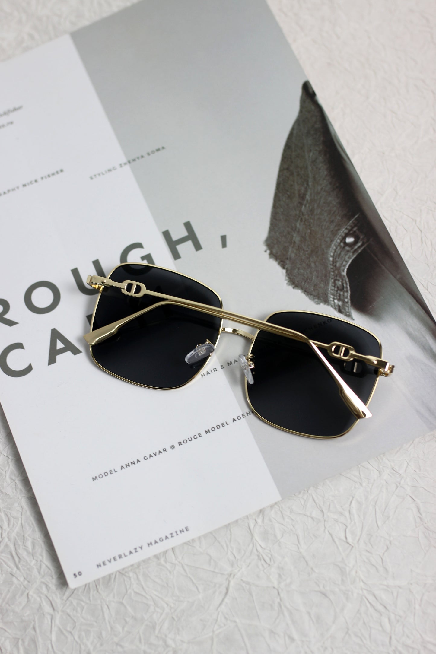 A2503KD78871 - Luxury Square Frame Metal Sunglasses