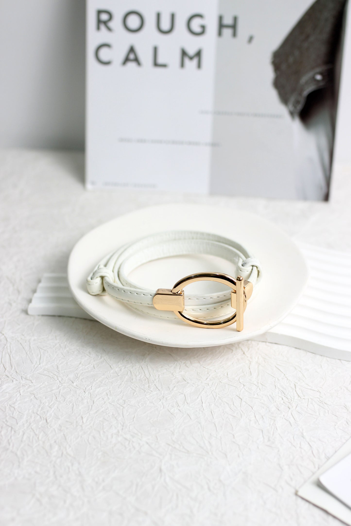 A2503SBT91678 - Minimalist Gold Buckle Faux Leather Belt