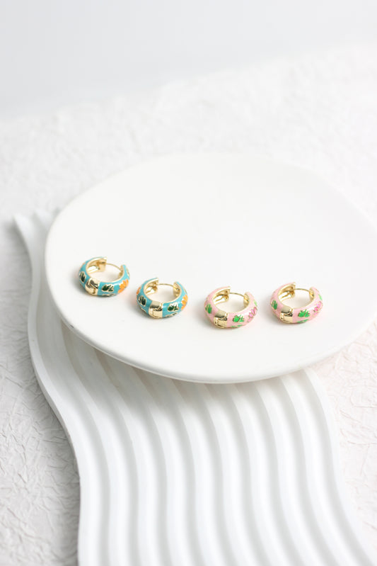 A2503TGG12999 - Floral Enamel Huggie Hoop Earrings