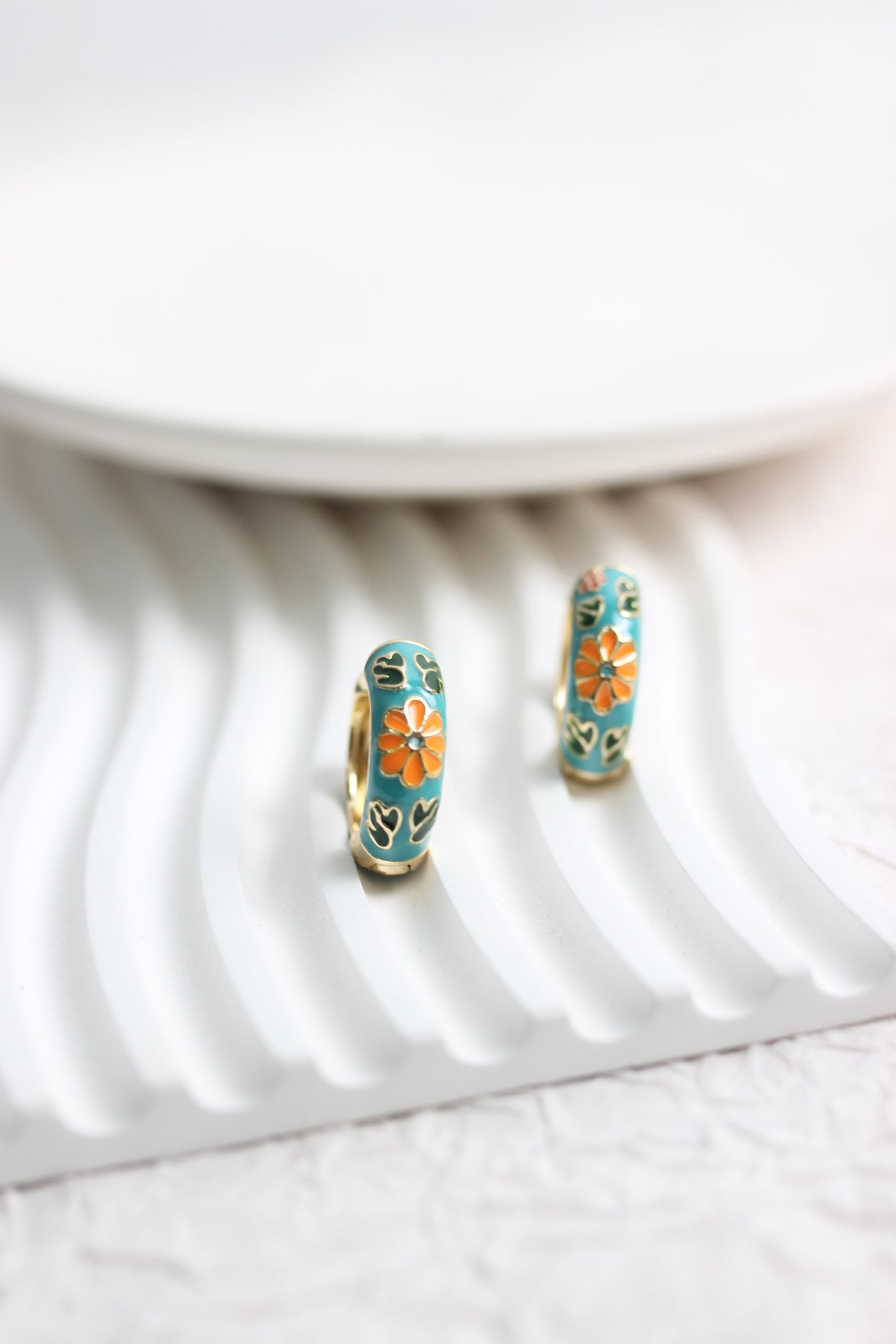 A2503TGG12999 - Floral Enamel Huggie Hoop Earrings