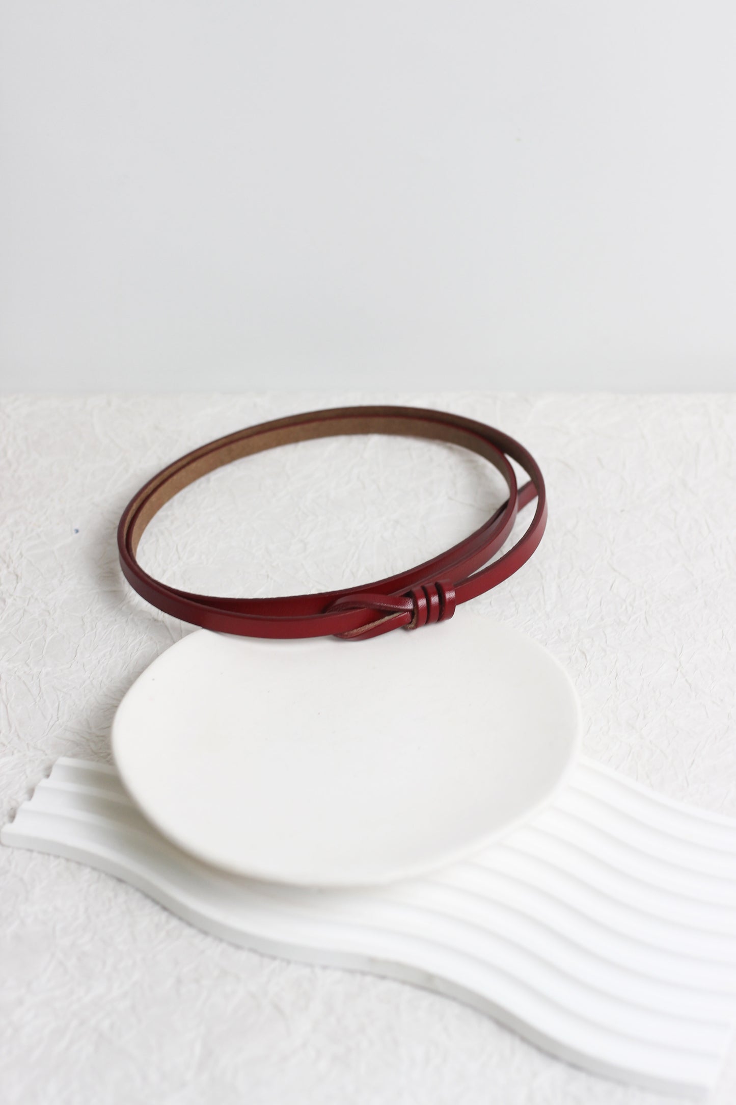 A2504DJN75127 - Minimalist Leather Knot Belt