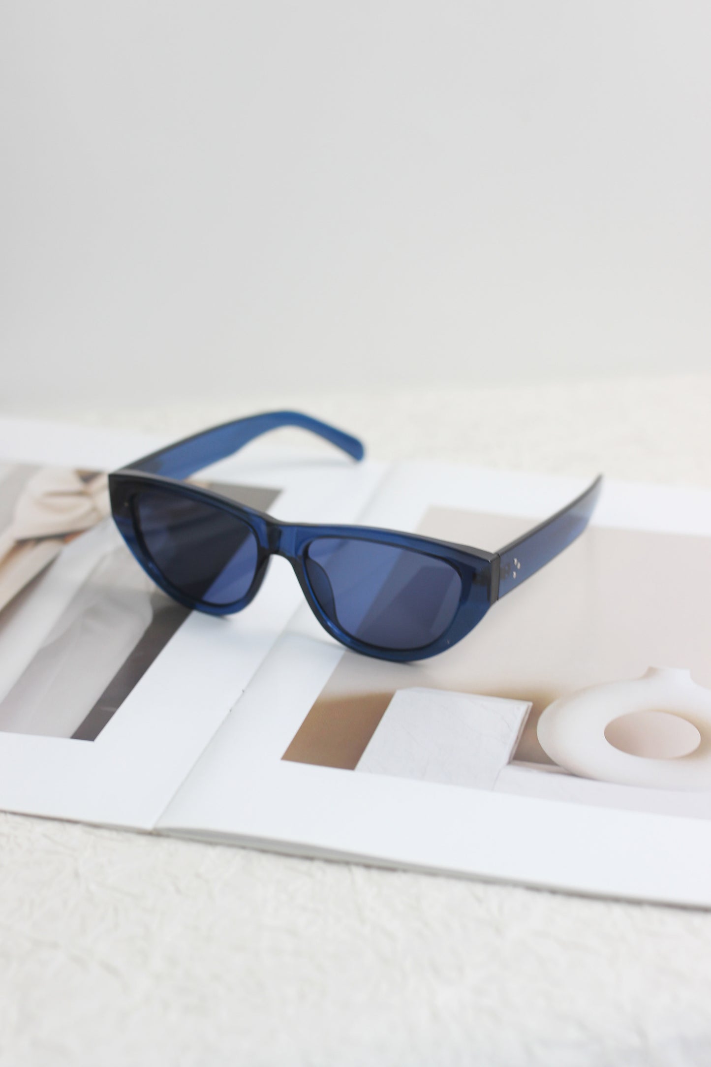 A2504KD18488 -Retro Cat-Eye Sunglasses