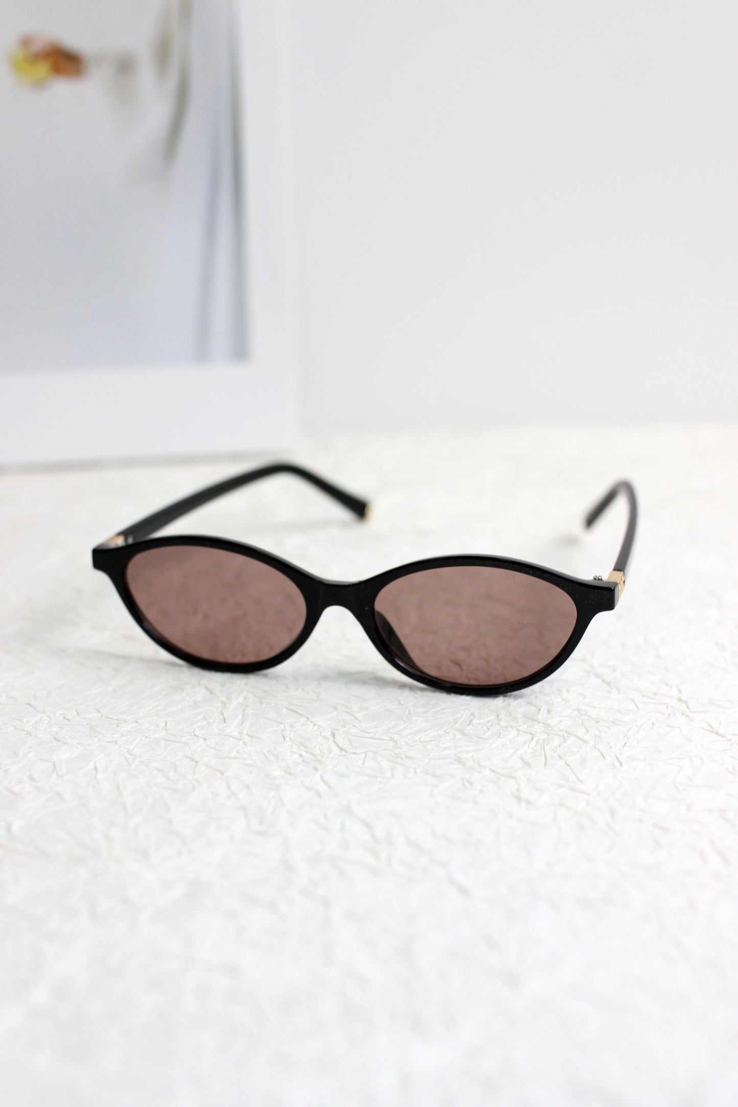 A2504KD22035 - Oval Frame Retro Sunglasses