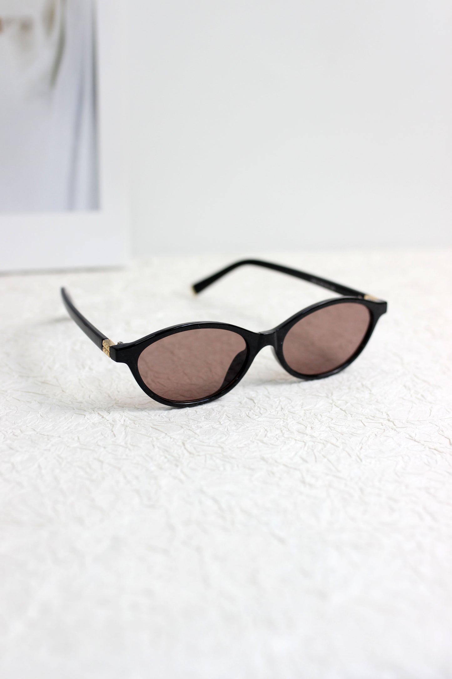 A2504KD22035 - Oval Frame Retro Sunglasses