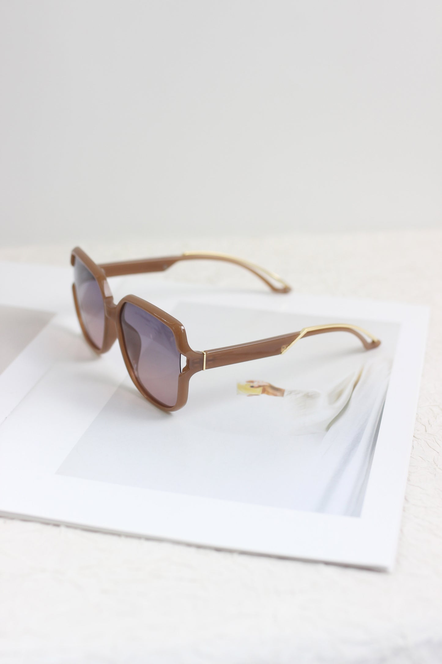 A2504NS78310 - Oversized Square Frame Gradient Sunglasses