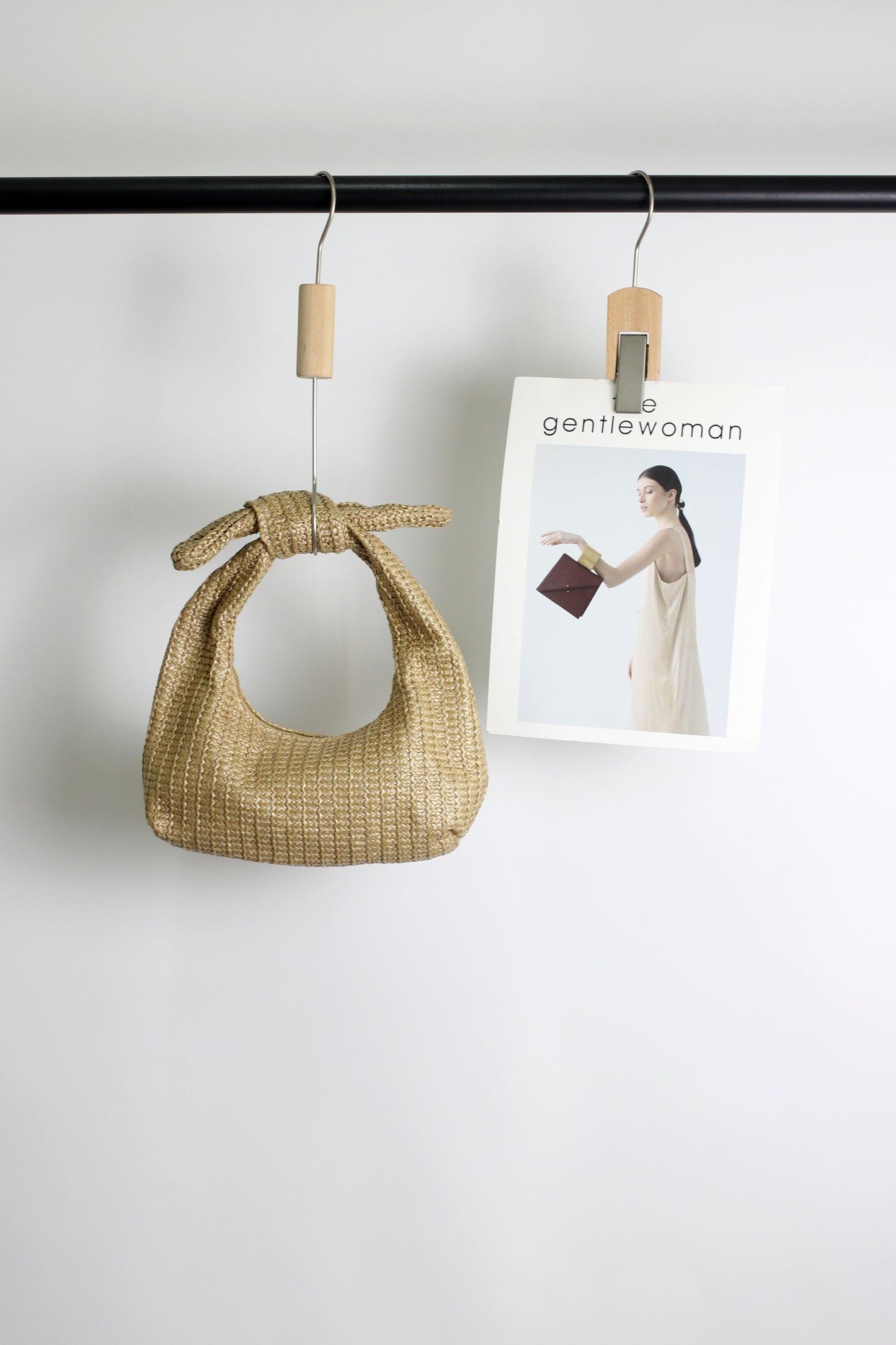 A2504SJ20177 - Boho Knot-Handle Woven Straw Handbag