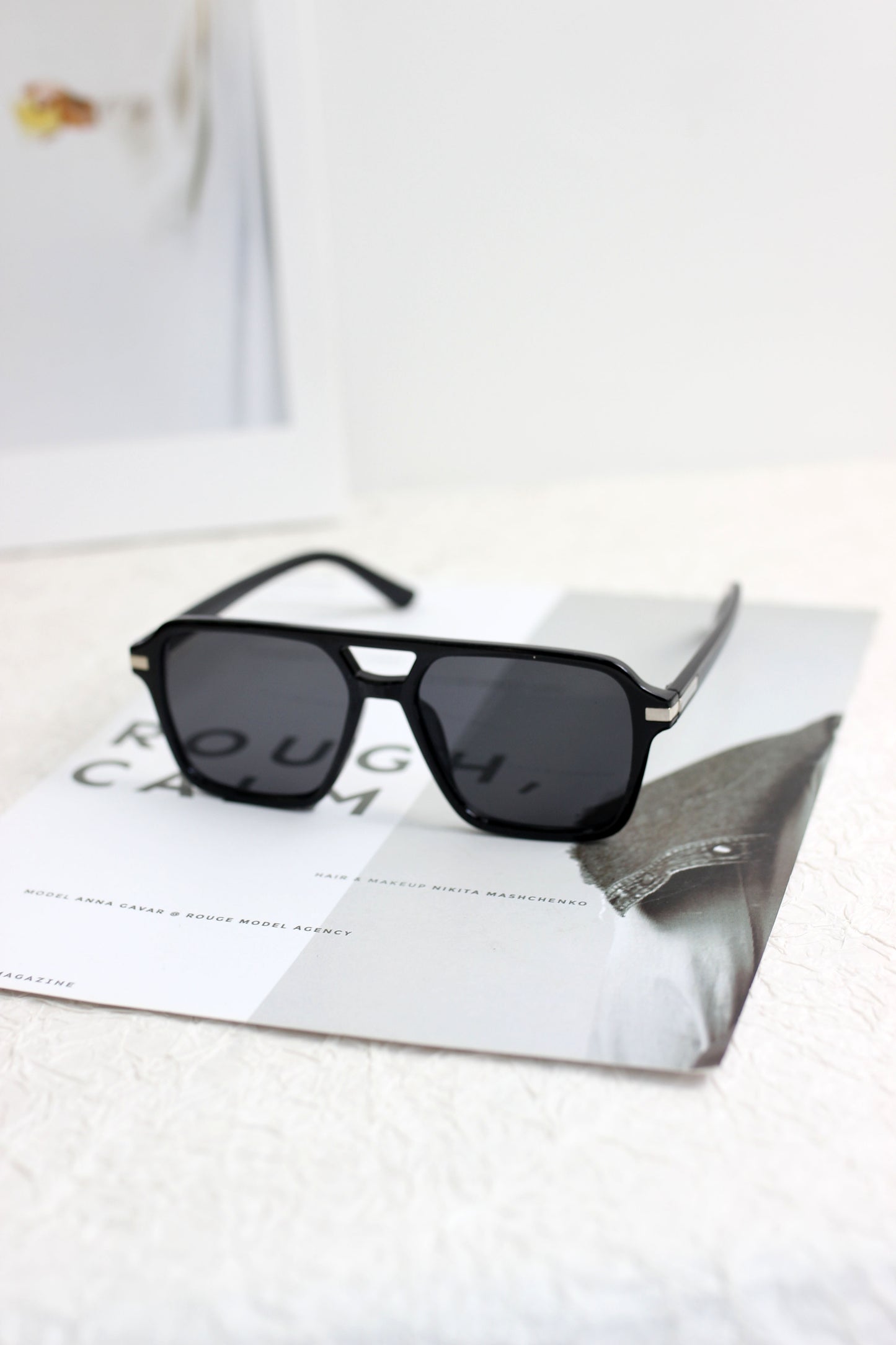 A2504YTGX81322 - Retro Square Frame Sunglasses