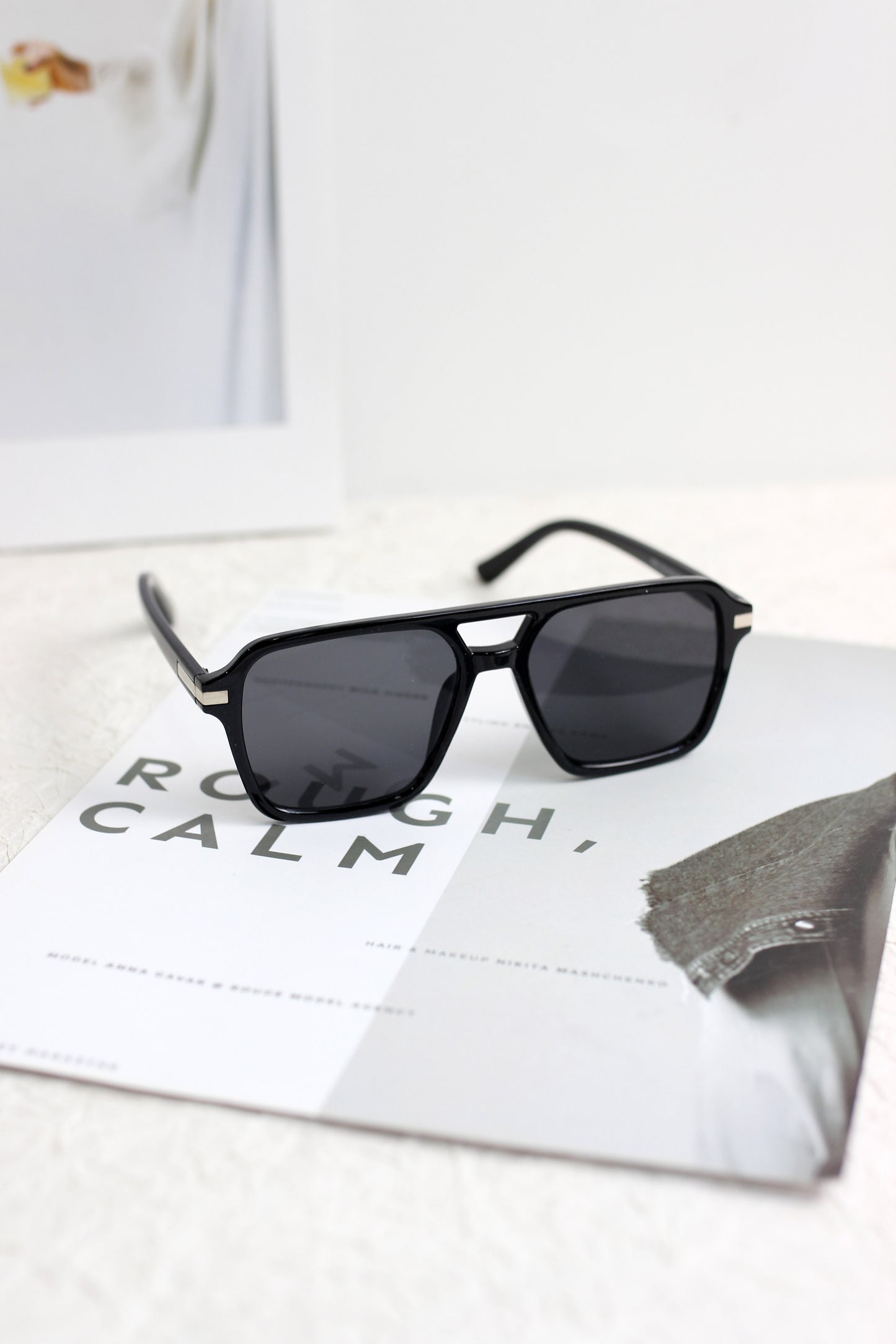 A2504YTGX81322 - Retro Square Frame Sunglasses