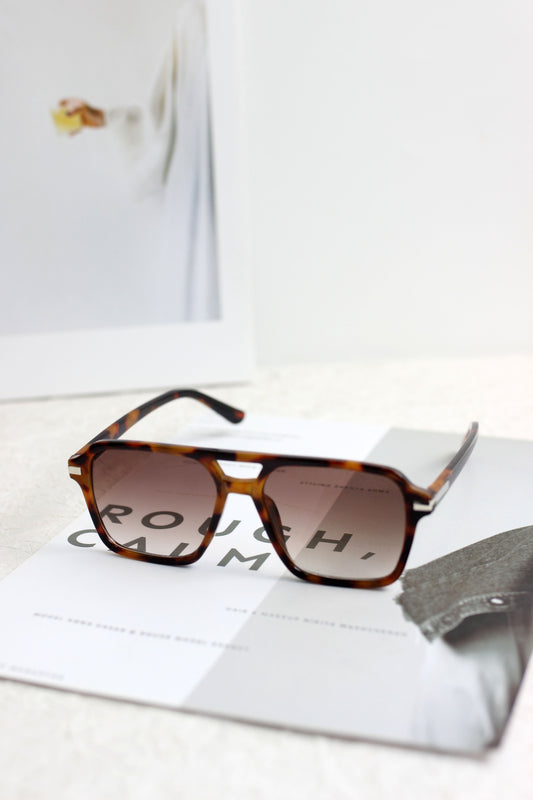 A2504YTGX81322 - Retro Square Frame Sunglasses