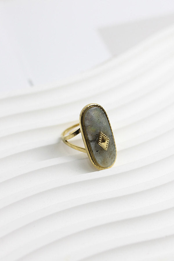 A2505MJ36314 - Labradorite Oval Statement Ring