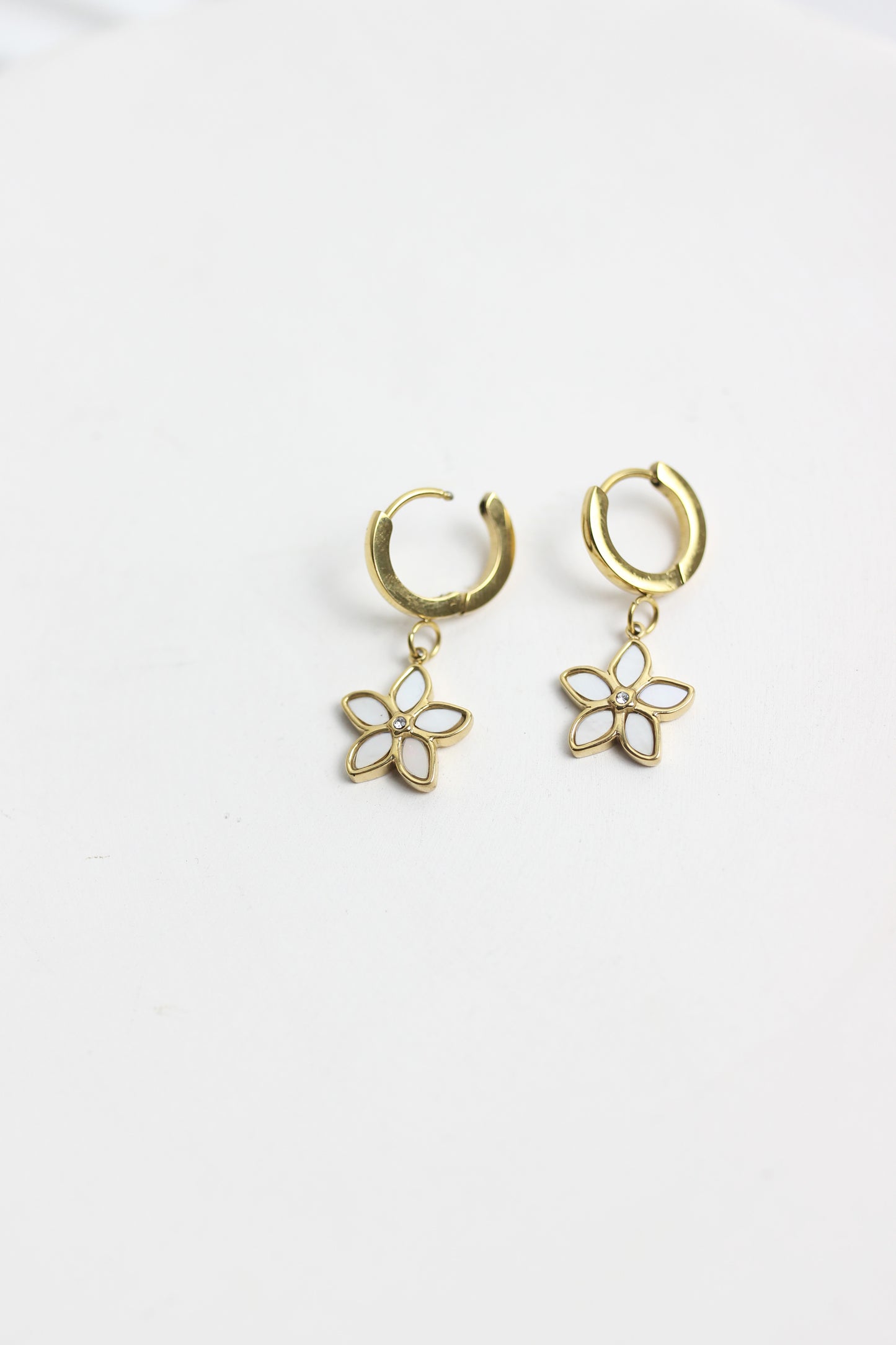 A2505MJ62092 -  Flower Drop Hoop Earrings