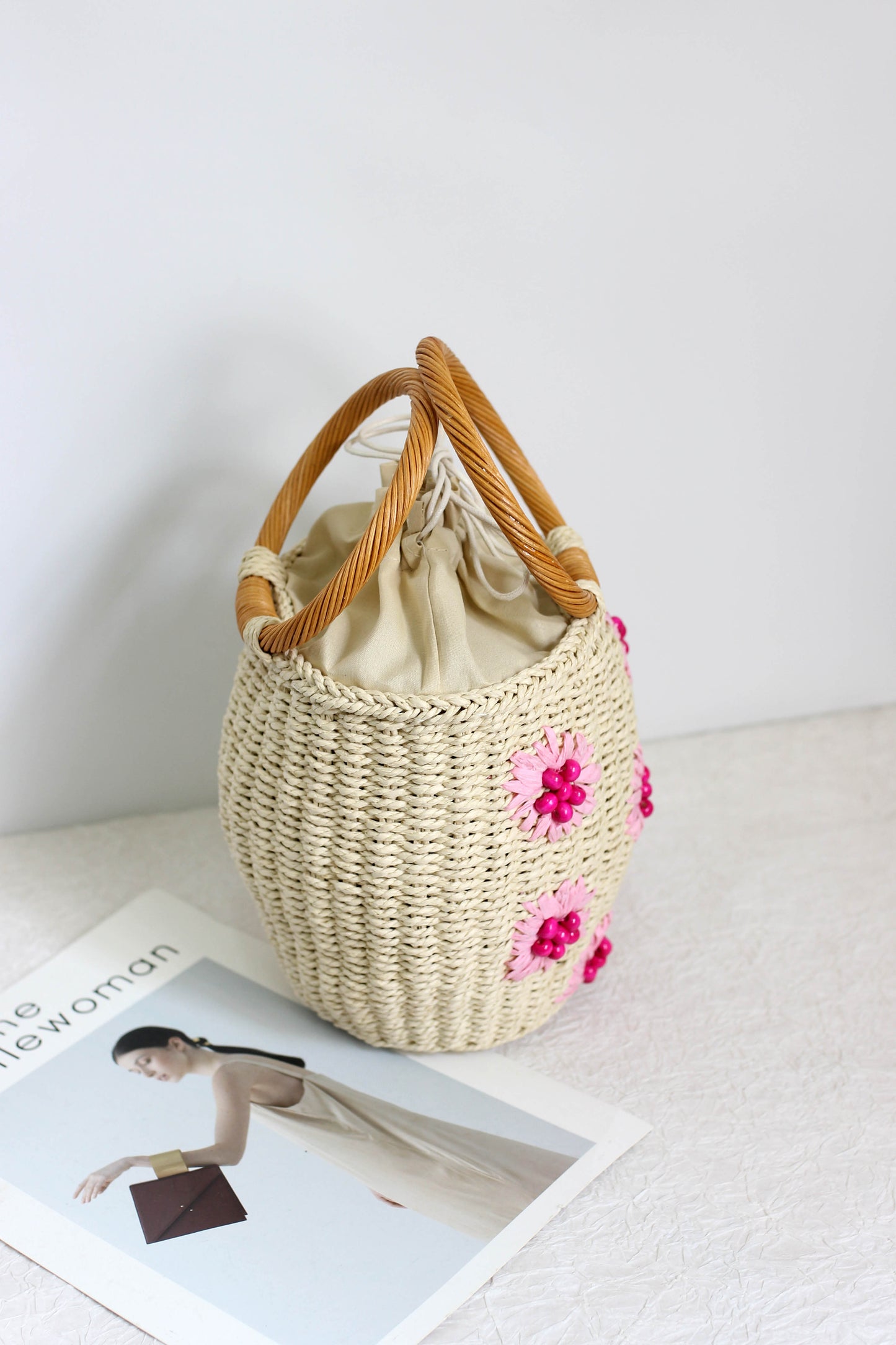 A2505QH74860 - Handmade Flower Bucket Bag with Wooden Handle