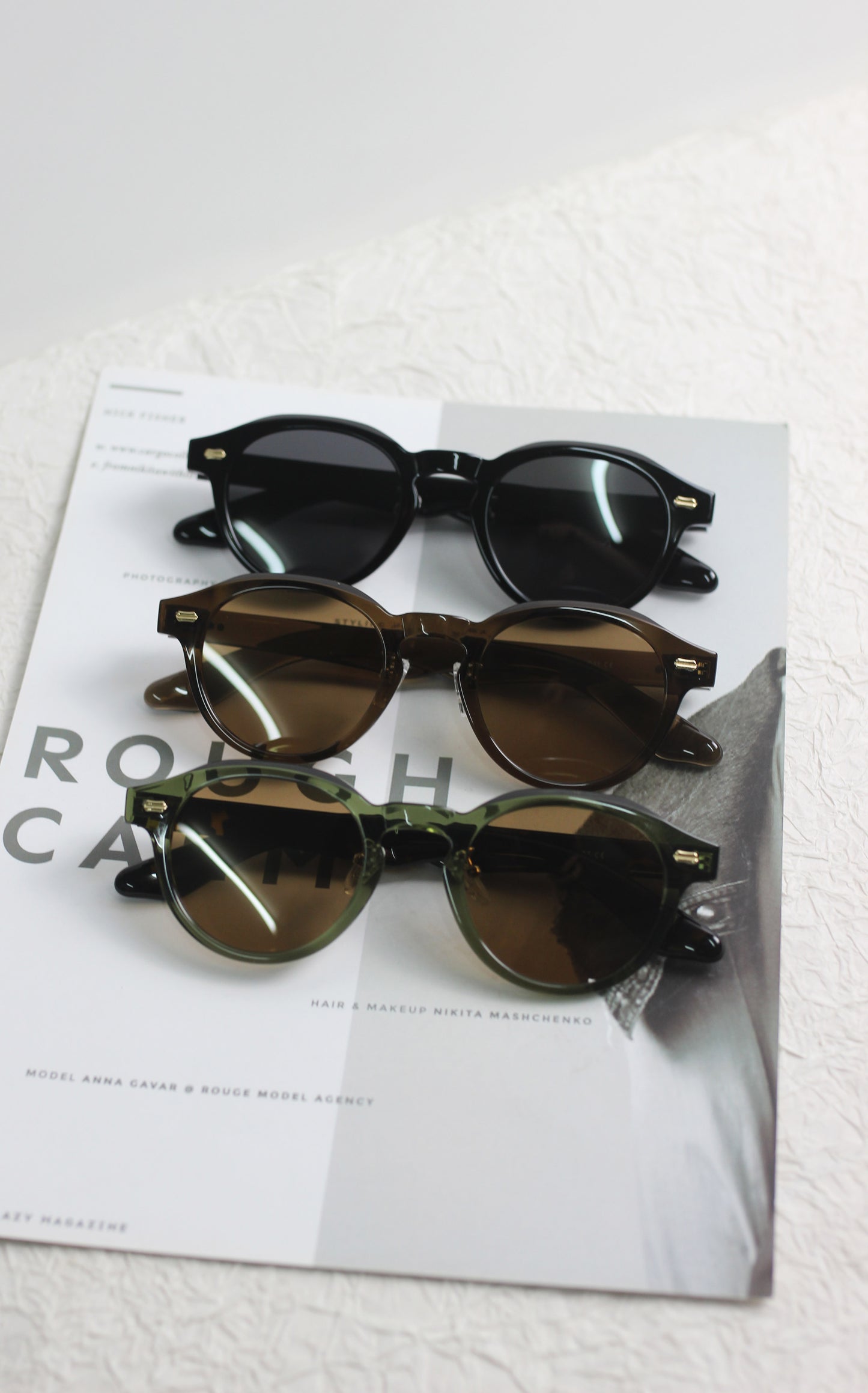 A2506BD63324 - Retro Round Frame Sunglasses with UV Protection