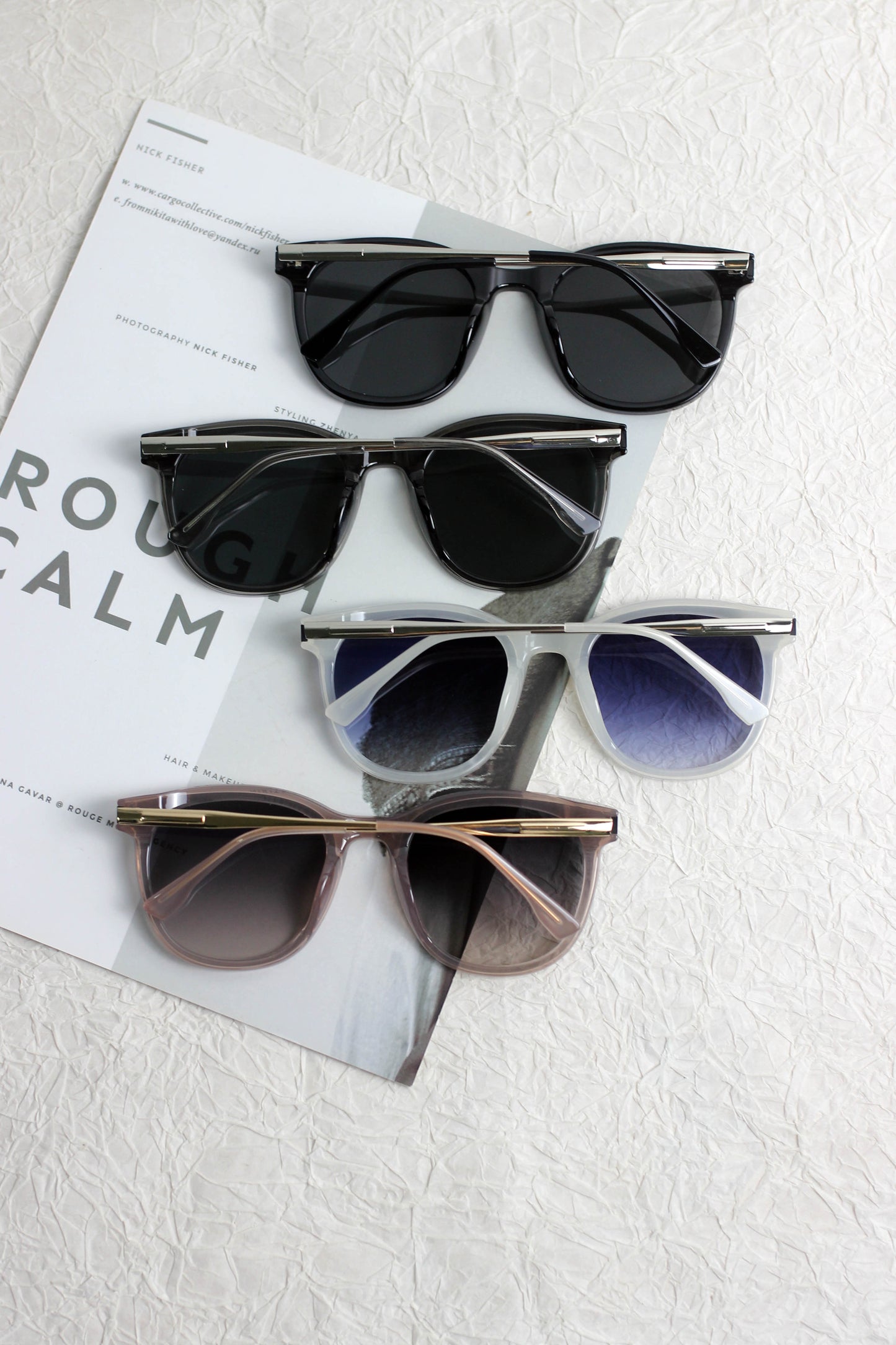 A2506DD56082 - Gradient Oversized Unisex Sunglasses