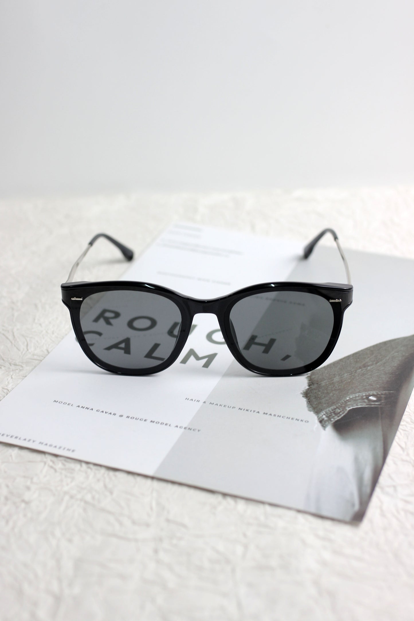 A2506DD56082 - Gradient Oversized Unisex Sunglasses