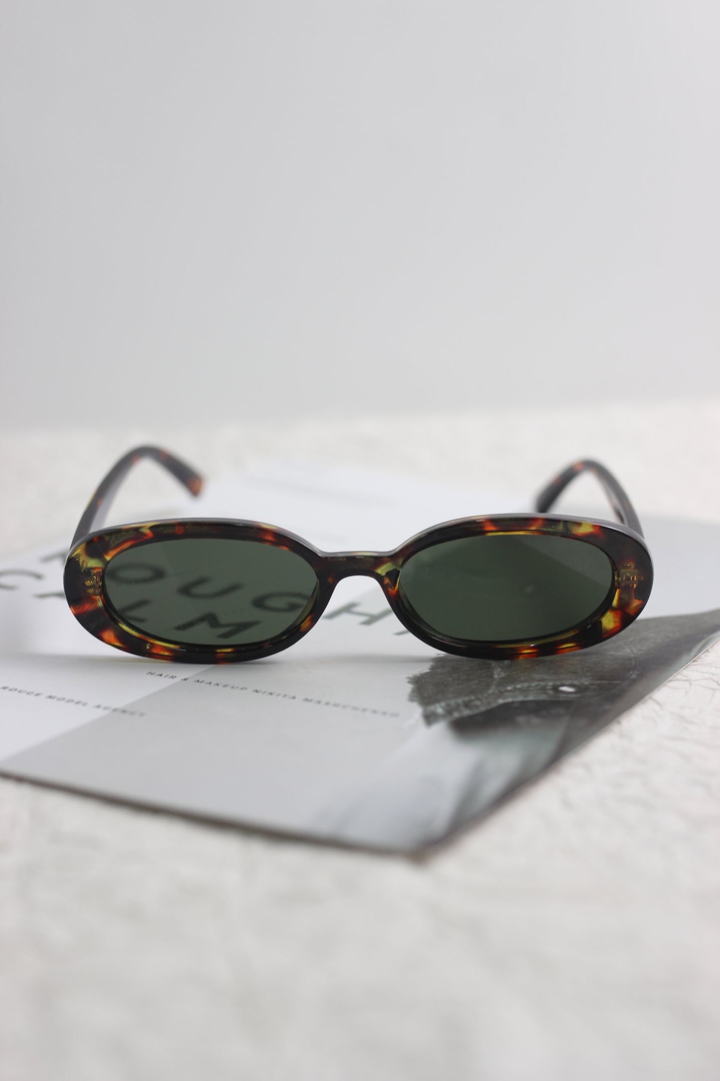A2506HD43062 - Retro Oval Sunglasses