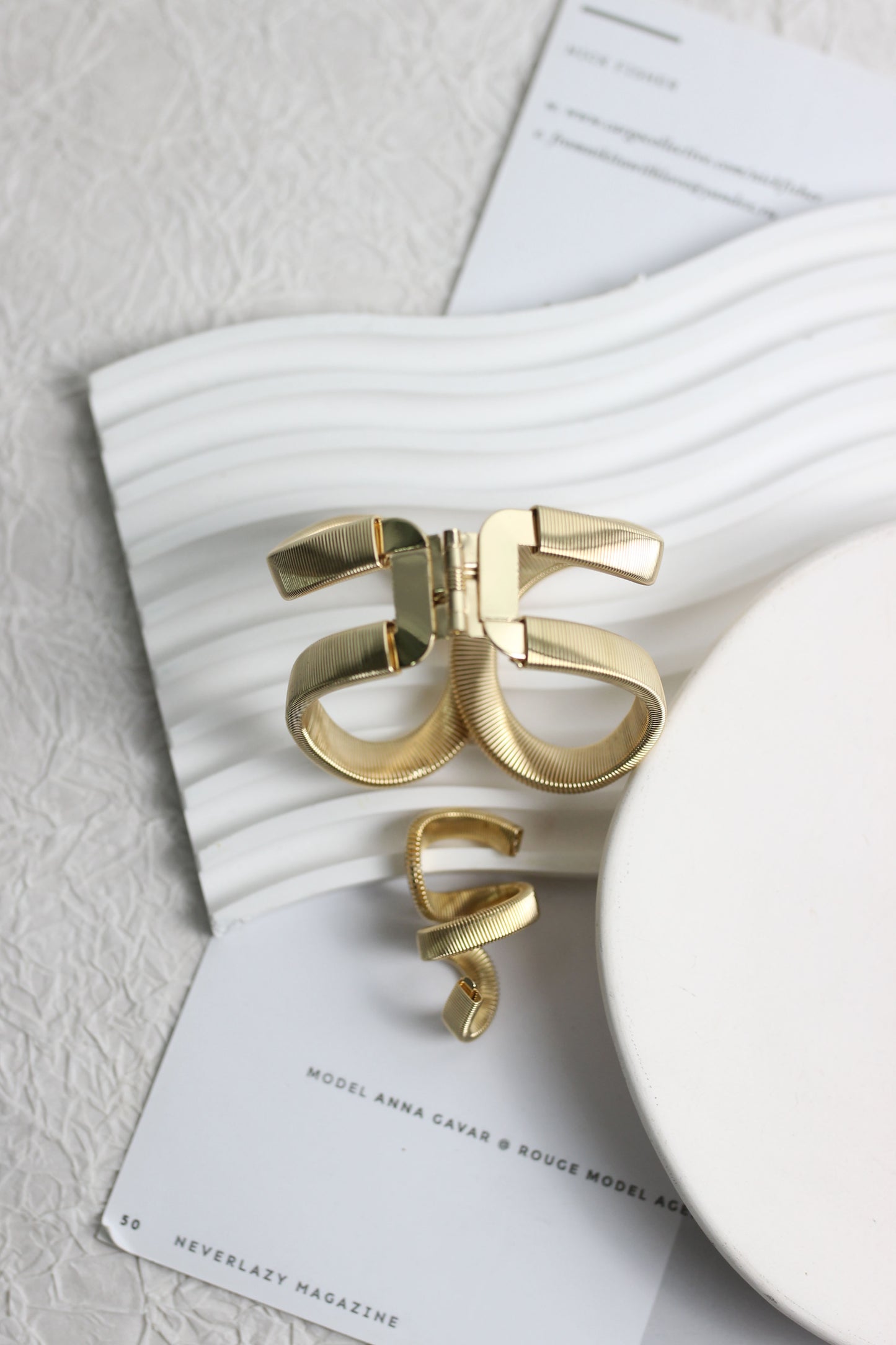 A2506TGG79269 - Bold Twist Statement Bracelet & Ring Set
