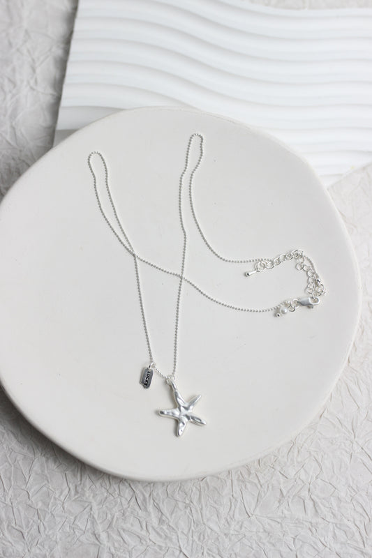 A2506XYDZ38712 - Silver Starfish Pendant Necklace