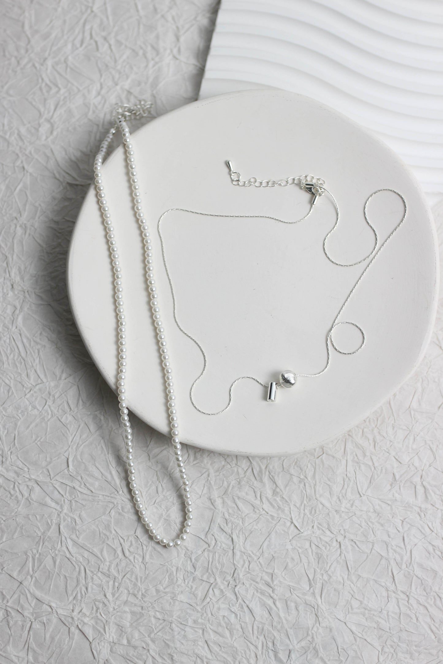 A2506XYDZ84555 - Elegant Layered Faux Pearl & Minimalist Silver Pendant Necklace Set