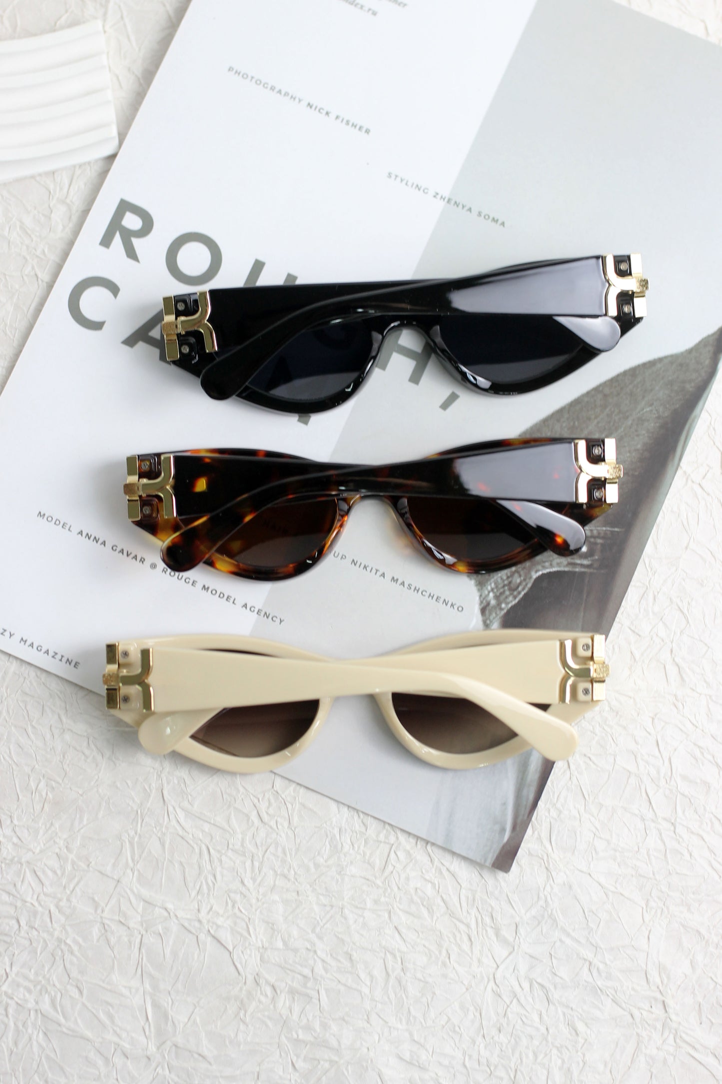 A2507CC14978 - Bold Retro Cat-Eye Sunglasses