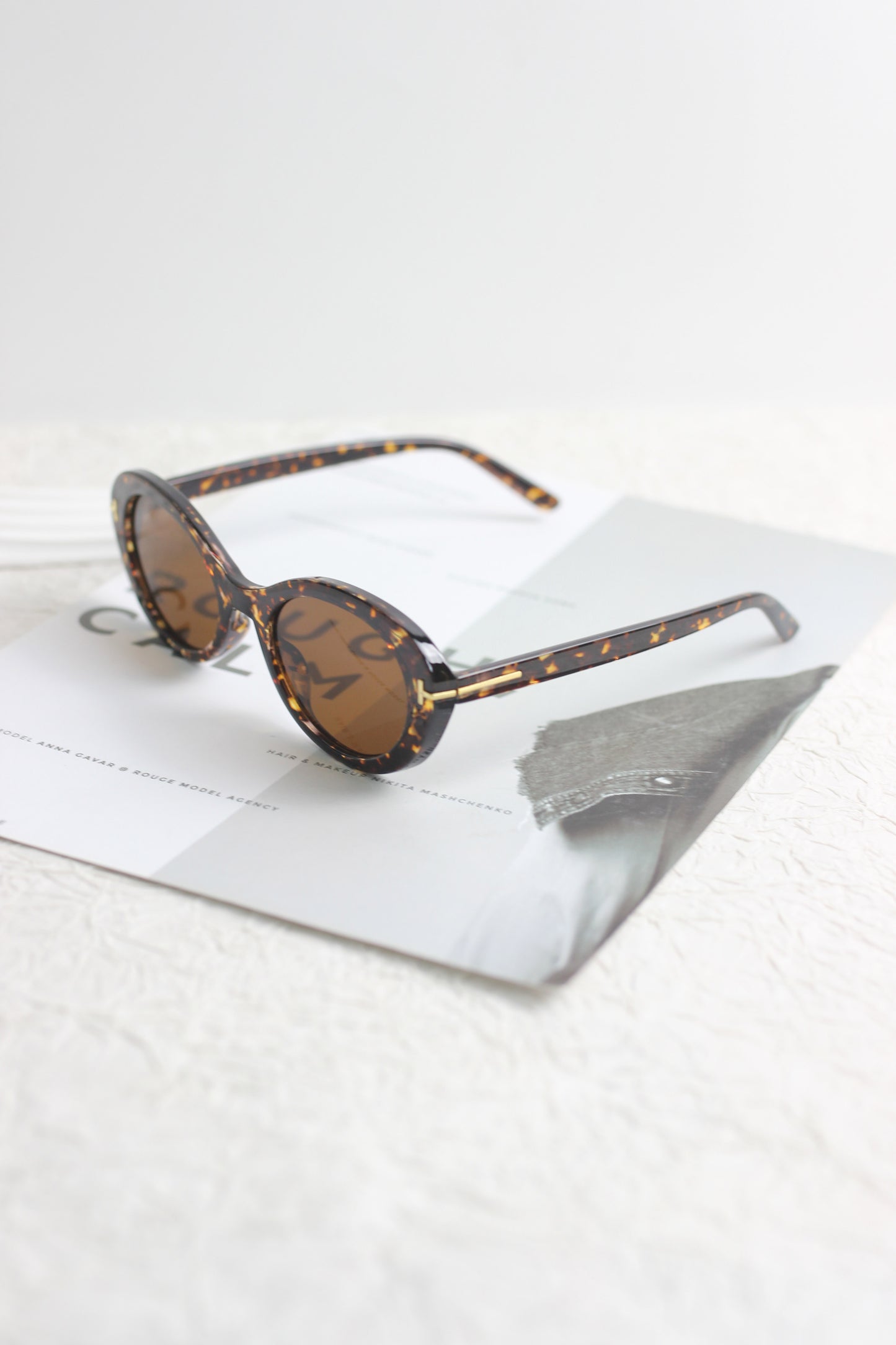 A2507CC32458 -Retro Oval Cat-Eye Sunglasses