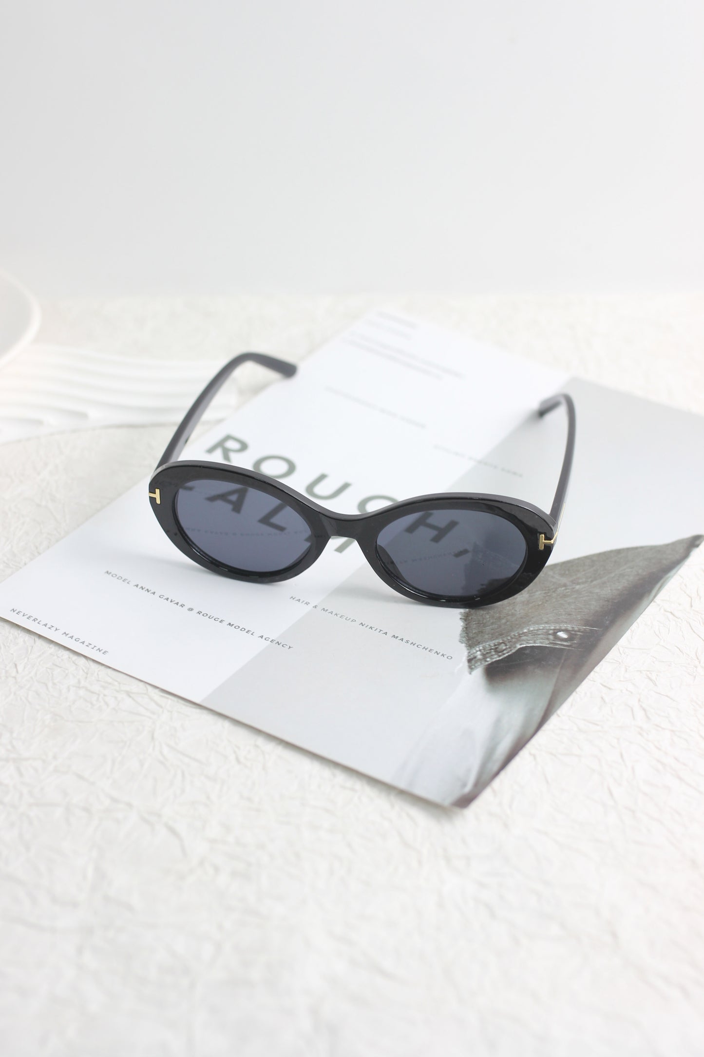 A2507CC32458 -Retro Oval Cat-Eye Sunglasses
