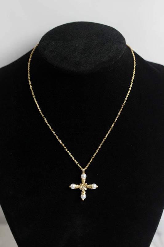 A2507JF8673 - Baroque Pearl Cross Pendant Necklace