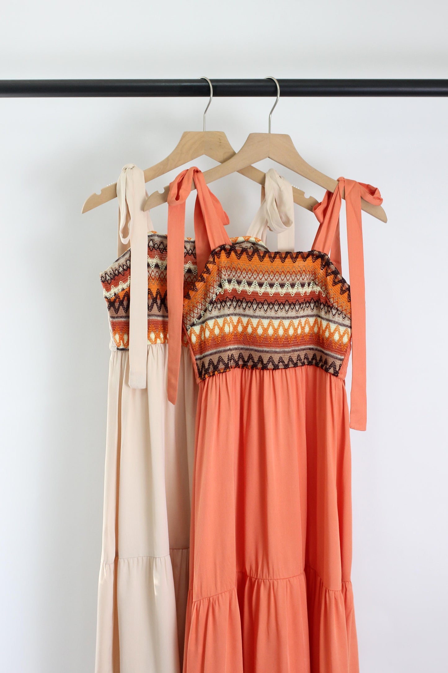 D2504YIB10240 - Bohemian Embroidered Maxi Dress