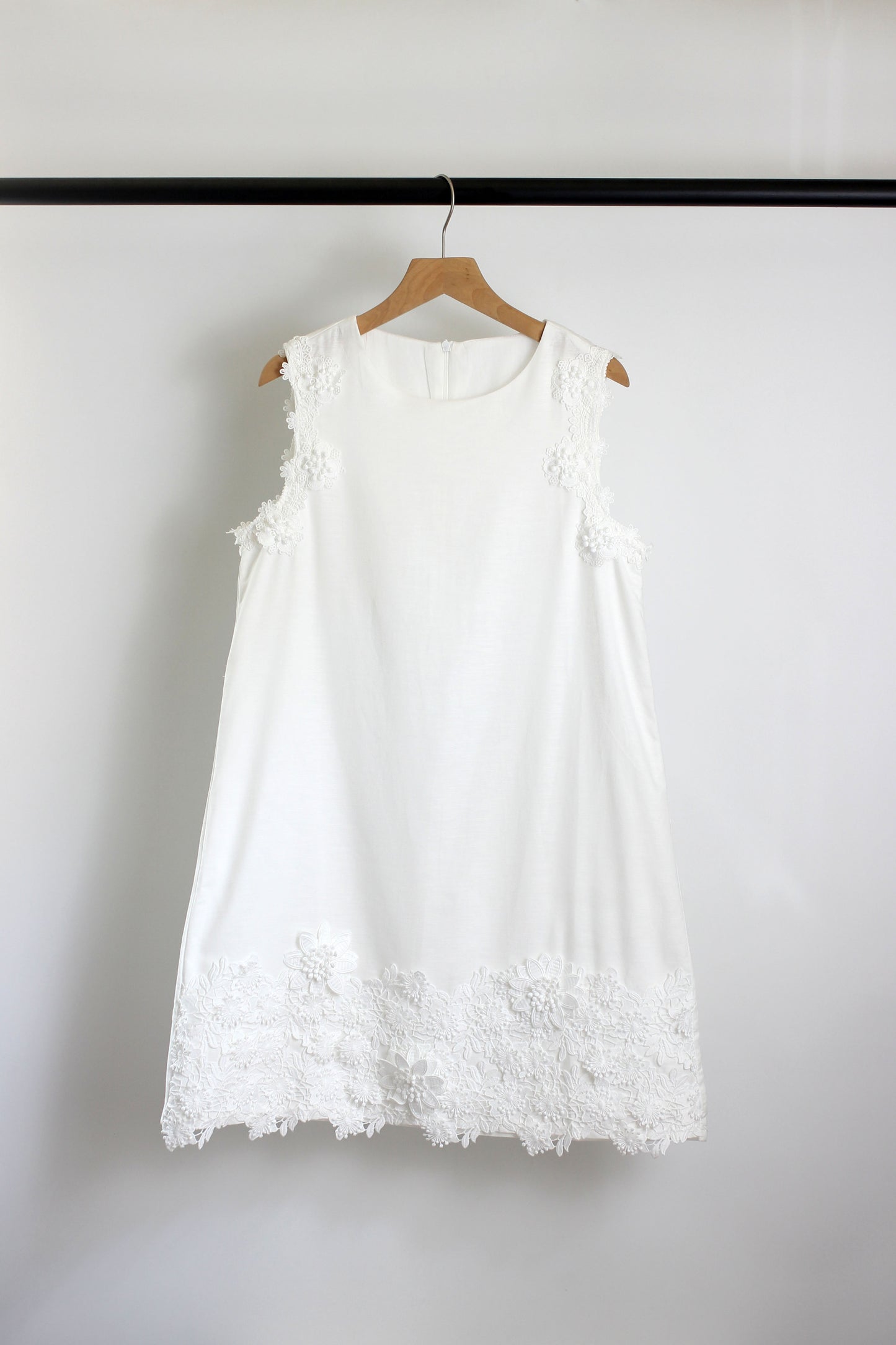 D2506ZNY73959 - Linen Blend Sleeveless Shift Dress