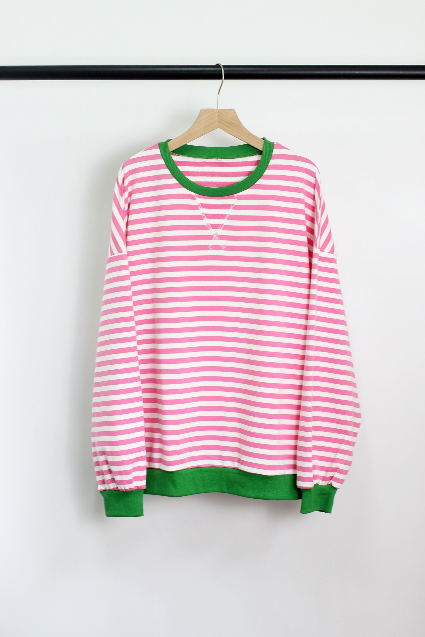 T2406ASJP15385 - OVER SIZE STRIPE SWEETSHIRT