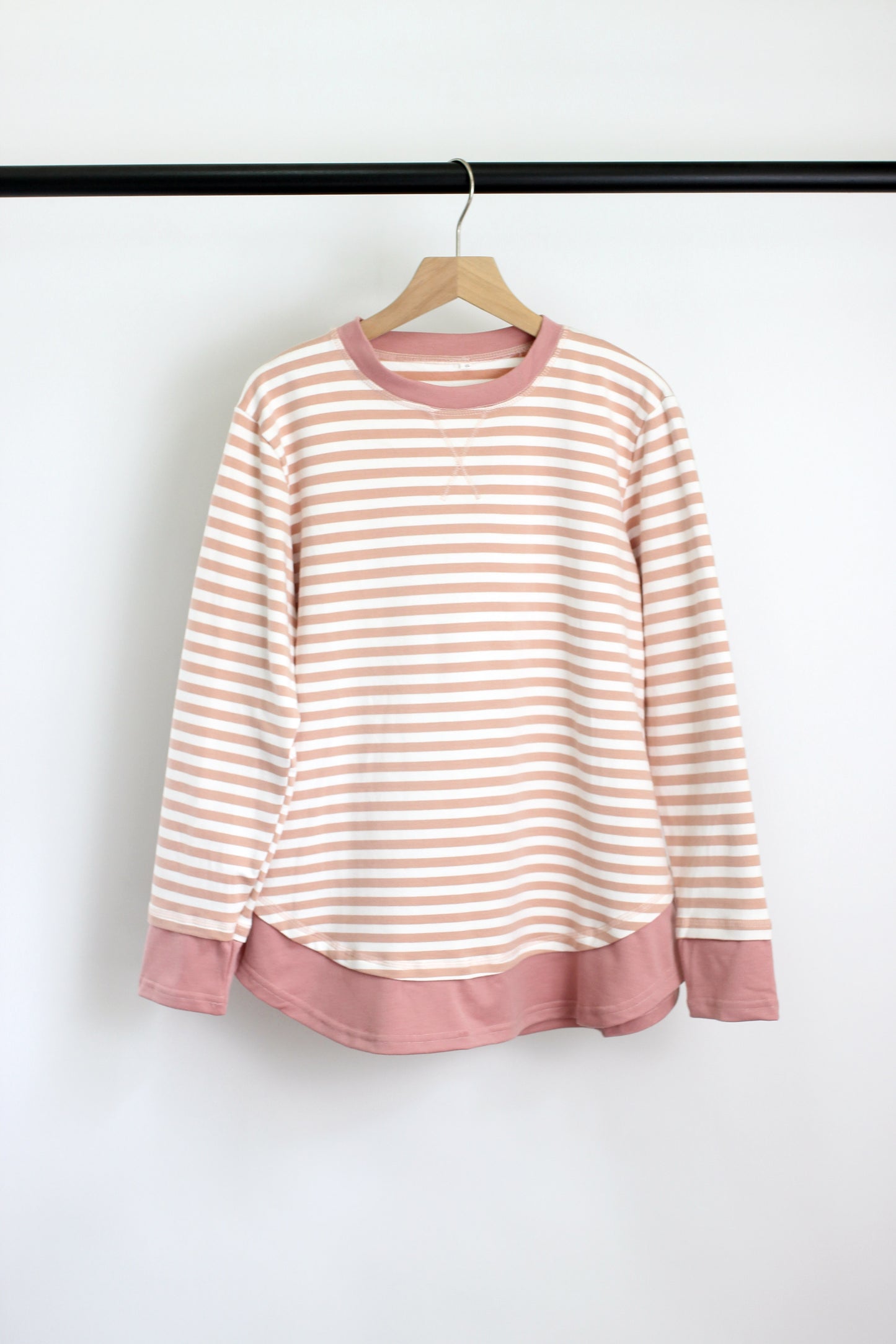 T2408KLD81711 - Striped Crewneck Sweatshirt