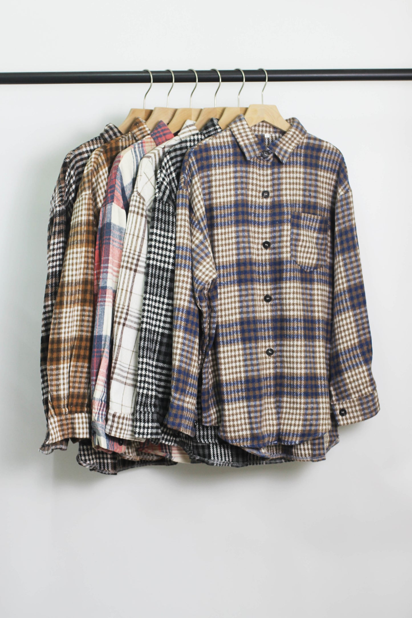 T2408MD84047 - Plaid Flannel Button-Up Shirt