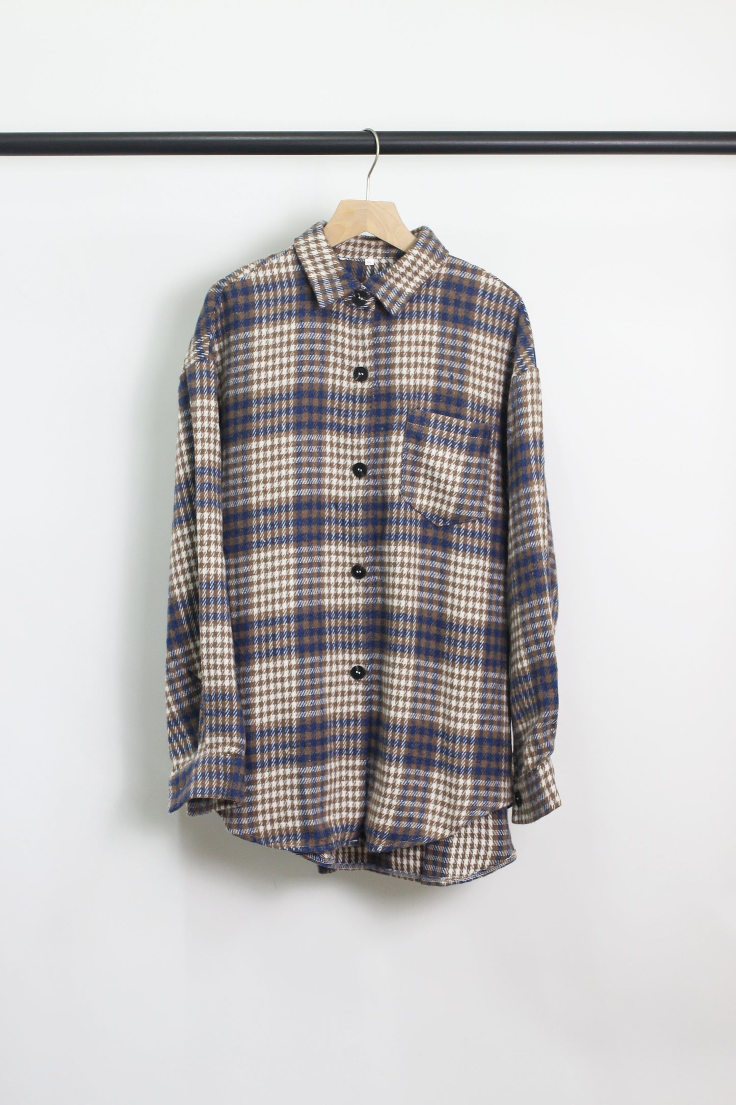 T2408MD84047 - Plaid Flannel Button-Up Shirt